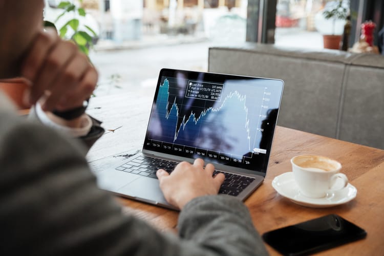 Logging Trades Seamlessly with Broker Integration