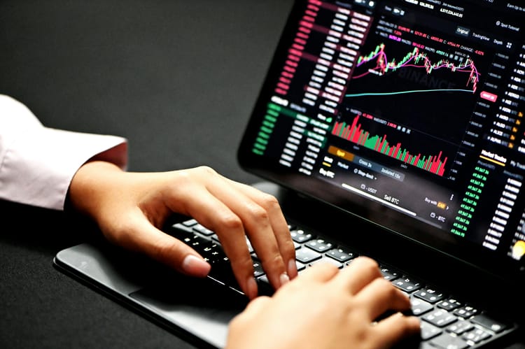 How Day Traders Use Journals to Stay Sharp