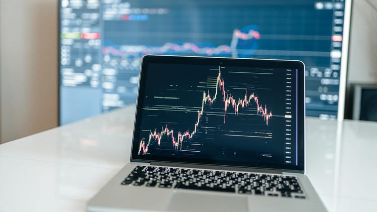 Why Bottom-Up Analysis Beats Top-Down for Day-Trading Success